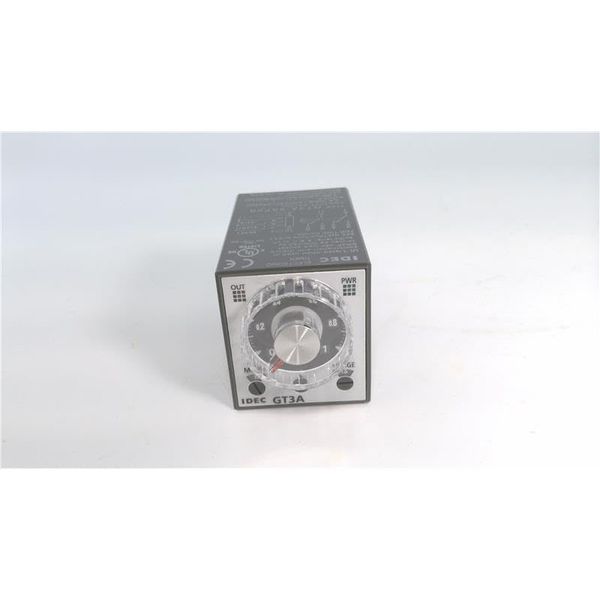 IDEC GT3A-5AF20 Multi-Timer GT3 Series 0.1S - 180H Limited Time 2C External Control