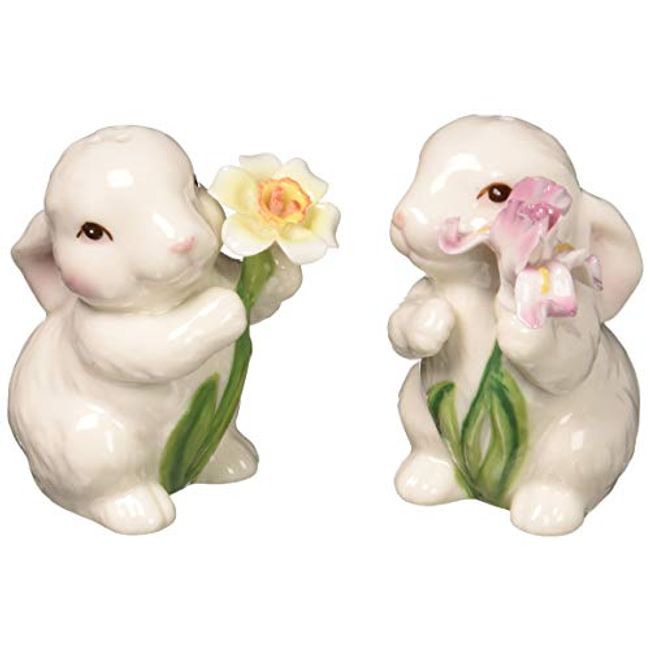 Appletree Designs Cosmos 10588 Salt &amp Pepper Shaker, 1 3/8&quot X 2 7/8&Quoth, White