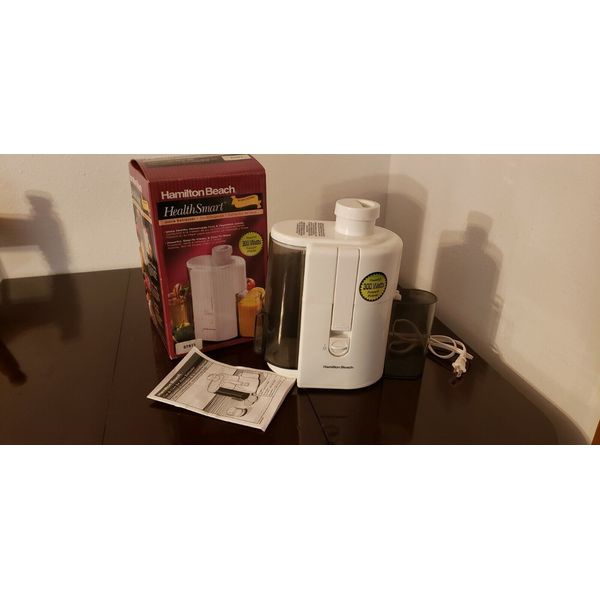 HAMILTON BEACH JUICE EXTRACTOR HEALTH SMART-300 WATTS-#67511-RECIPES INCLUDED