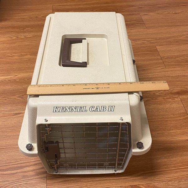 19” Small Cat Or Dog Kennel Cab II Pet Travel Carrier, Beige and Brown