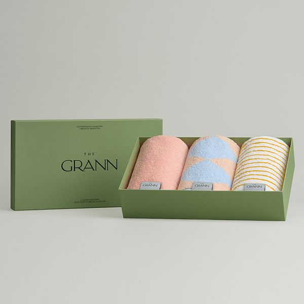 [Exclusive] [Gift Wrapping] Peach Pink + Yellow Stripe + Peach Blue Argyle (3P) Gift Set - Gran Signature Face Towel