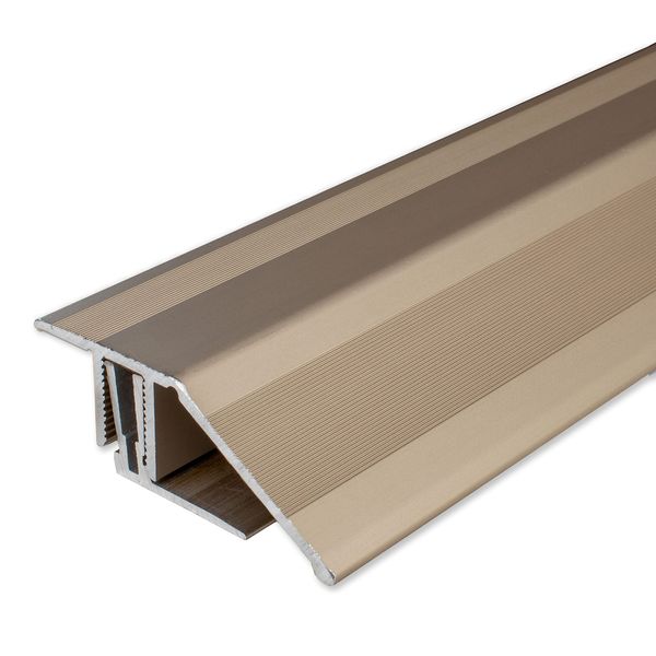 Ausgleichsprofil | Aluminium | Bronze Hell | Breite 50.5 mm | Höhe 15-24 mm | Länge 900 mm | Gebohrt/Klicksystem | Anpassungsprofil | 1 Stück