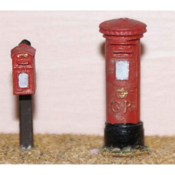 Langley Models 2 G R Pillar Boxes / Letter Boxes OO Scale UNPAINTED Kit F24a