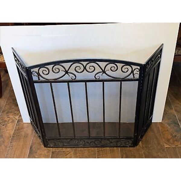 Vintage 3 Panel Iron Fireplace Mesh Screen And Metal Well made And Heavy Black