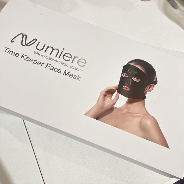 Numiere Time Keeper LED Face Mask COLLAGEN BOOSTING Light Therapy Hands Free NEW