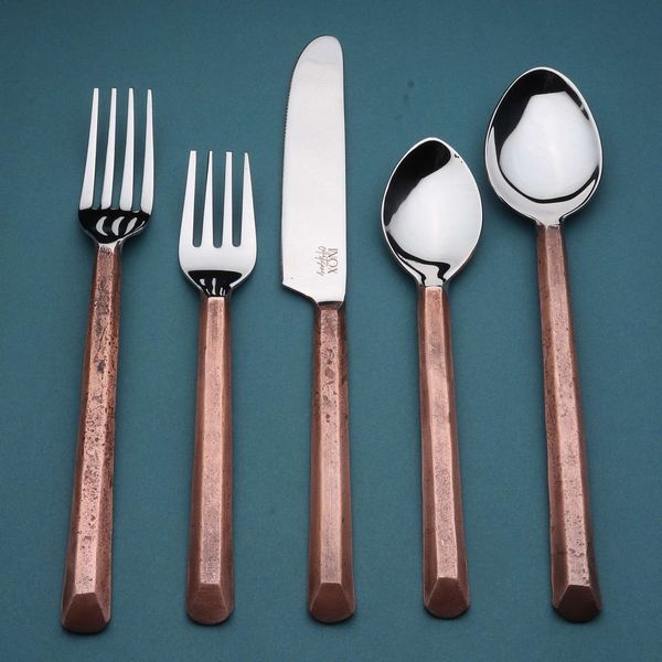 INOX Plateau Flatware 5 Pc. Place Setting Coral