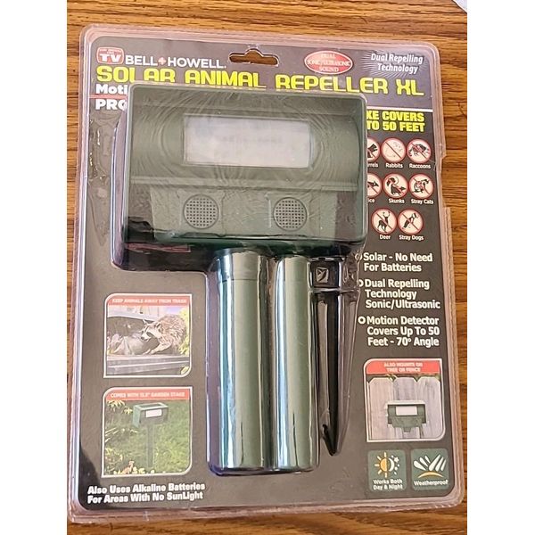 Belle + Howell Solar Animal Repeller XL Motion Activated, Up To 150 Feet, Sealed