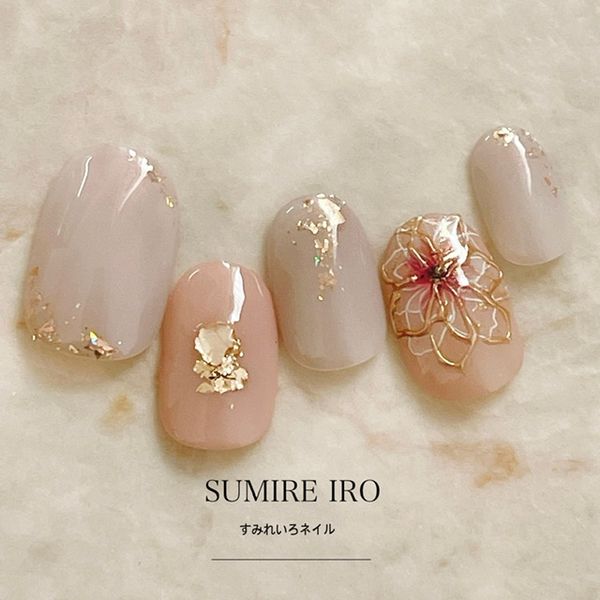 Nail tips False nails Bridal nails Short Long design Summer nails Nail Coming-of-age ceremony Short nails Small nails Large nails Berry short Chibi nails Spring nails False nails Custom nails Flower [2006] Mocha Beige Gold Line Flower 2