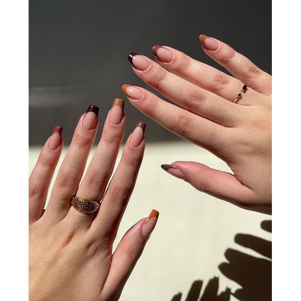 Sethexy Short Coffin&Oval False Nails Brown French Press on Nails Glossy Fake Nails 24Pcs Acrylic Stick on Nails for Women and Girls