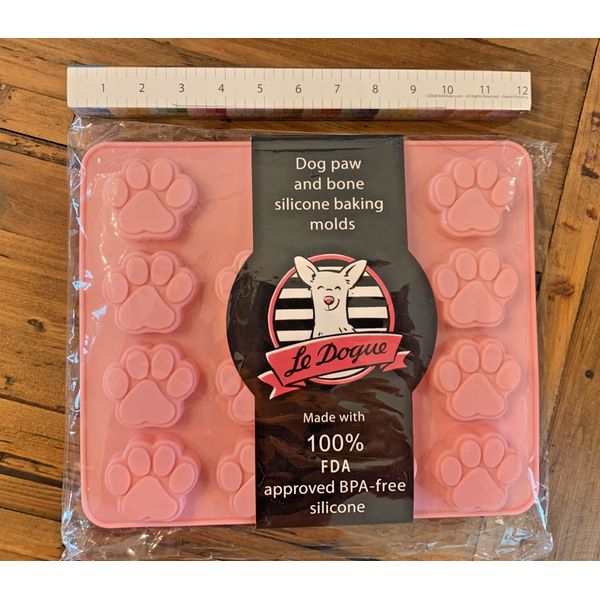 Le Dogue Dog Paws & Bones Silicone Baking Molds W/ Recipe Book Pet Lover Gift