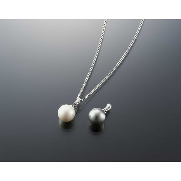 Great price! Medical device large shell pearl white/grey &amp; magnetic necklace 3-piece set