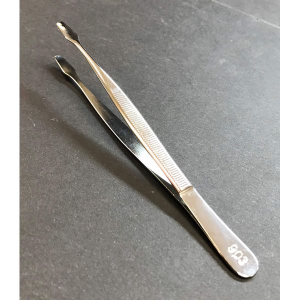 Showgard 903 Stamp Tongs, 4 5/8" Spade Tip