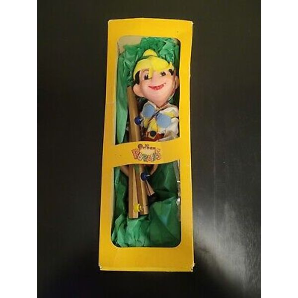 VINTAGE COLLECTIBLE PINOCCHIO PELHAM PUPPET IN BOX WITH INSTRUCTIONS DISNEY