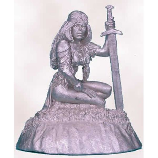 Evening Rest Crouching Female Warrior Dark Sword Miniatures