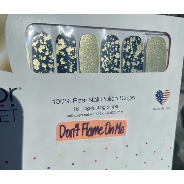 Color Street Don't Flake On Me Popular Retired set - FREE  TWOSIE