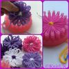 KnitUK Flower Loom (9cm): 20 pegs