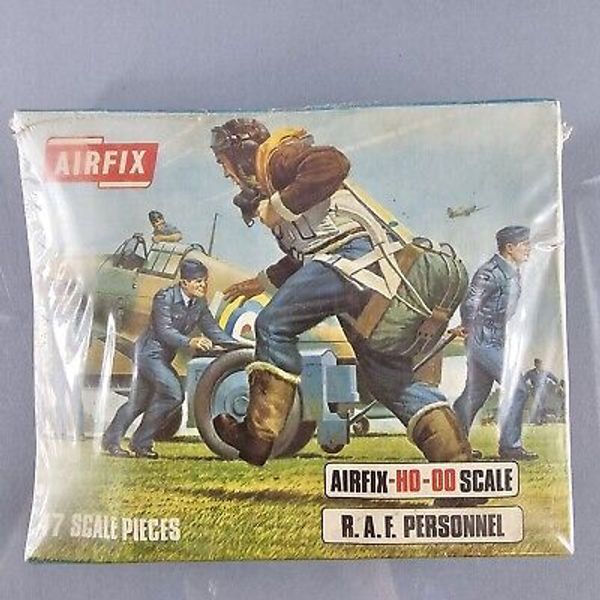 Vintage AIRFIX WWII RAF PERSONNEL HO-OO Scale Toy Soldiers Model Kit 1974 SEALED