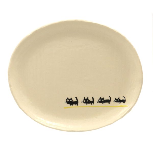 Seto Ware Black Cat 小判 Plate (Large), Yellow
