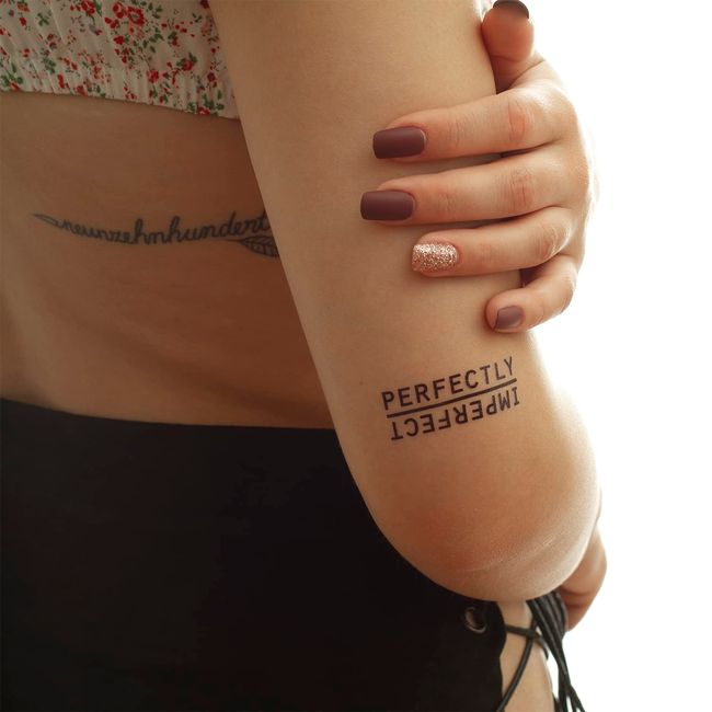 2 x Perfectly-Imperfect Tattoo Karte - Drei Schriftzüge in schwarz und rot - Temporary Body Tattoo (2)