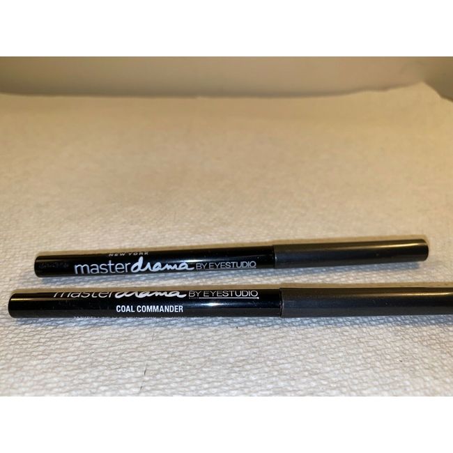 LOT OF 2- MAYBELLINE- MASTER DRAMA EYESTUDIO- COAL COMMANDER- NEW UNBOX (B7)