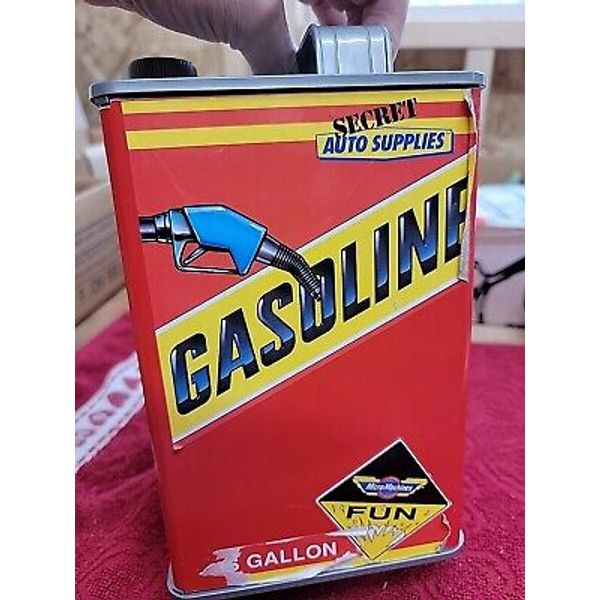 Vintage 1989 Galoob Micro Machines Gas Can Playset And 16 Cars