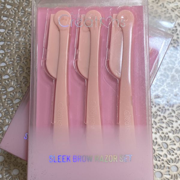 Beauty Creations Sleek Brow Razor Set