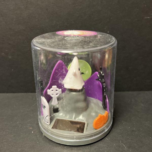 New Solar Powered Dancing Toy Bobblehead - Dome - Halloween GHOST In Graveyard