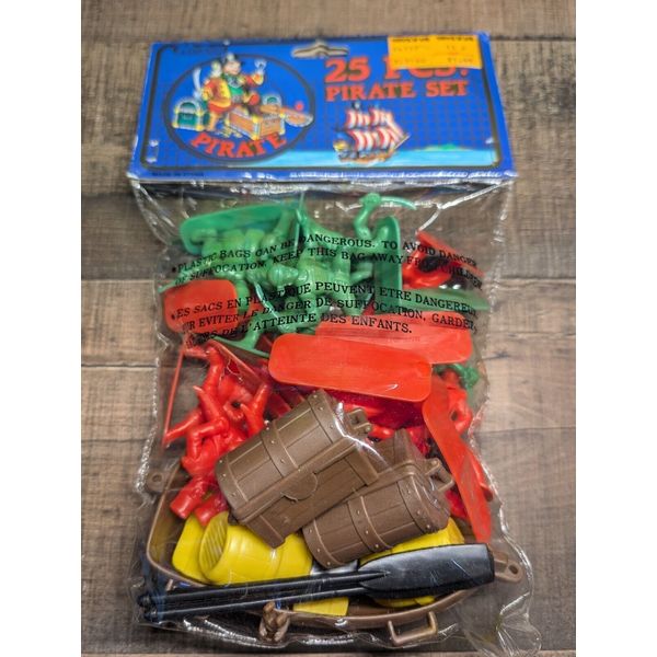 Vintage 25pcs Pirates & Accessories Plastic Toy Figures RedBox New Old Stock WOW