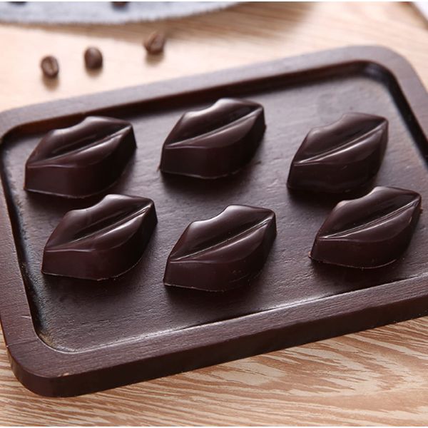 Binwat 21 Grid Chocolate Candy Mold PC Polycarbonate Chocolate Making Mould (Lip Shape)