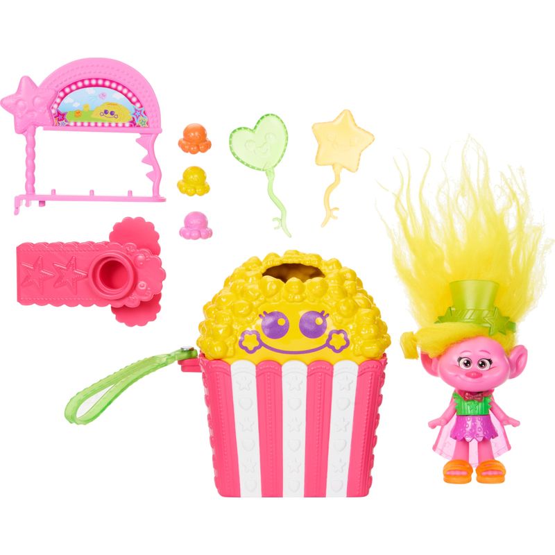 Mattel DreamWorks Trolls Fun Fair Surprise Fairtastic Fashion Boutique - Set da gioco con bambola di papavero regina e 25 accessori