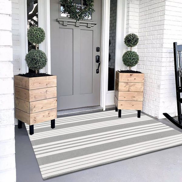 OJIA Entryway Rug 3'x5' Cotton Hand Woven Front Door Mat Machine Washable Outdoor Rugs Grey and White Striped Entry Rug Indoor Area Rug Porh Rugs for Front Door/Farmhouse/Bedroom/Home Entrance