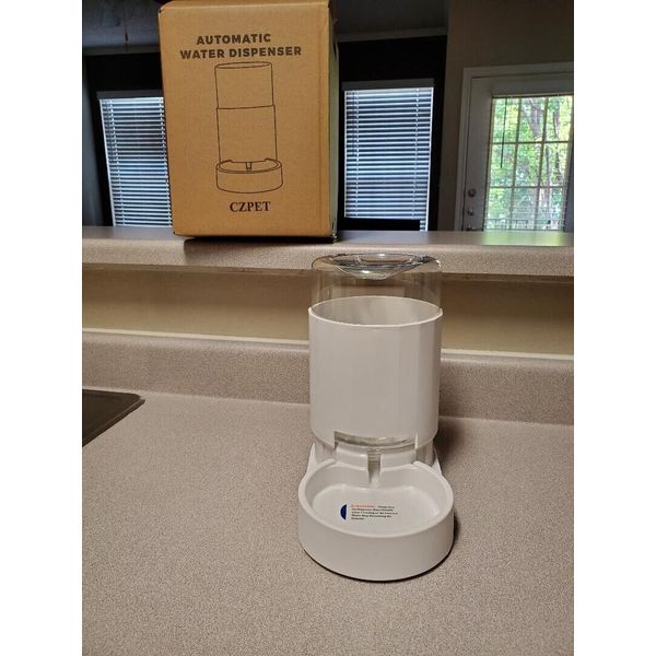 CZPet Automatic Pet Water Dispenser, New, White