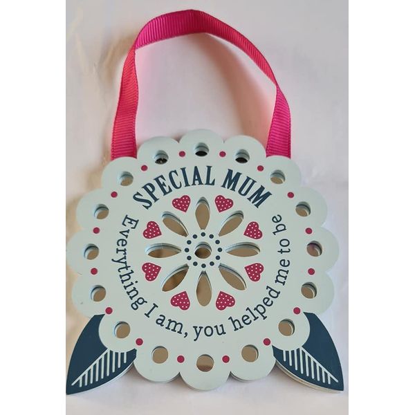 Mum hanging plaque Approx 10cms great gift for any occasion,