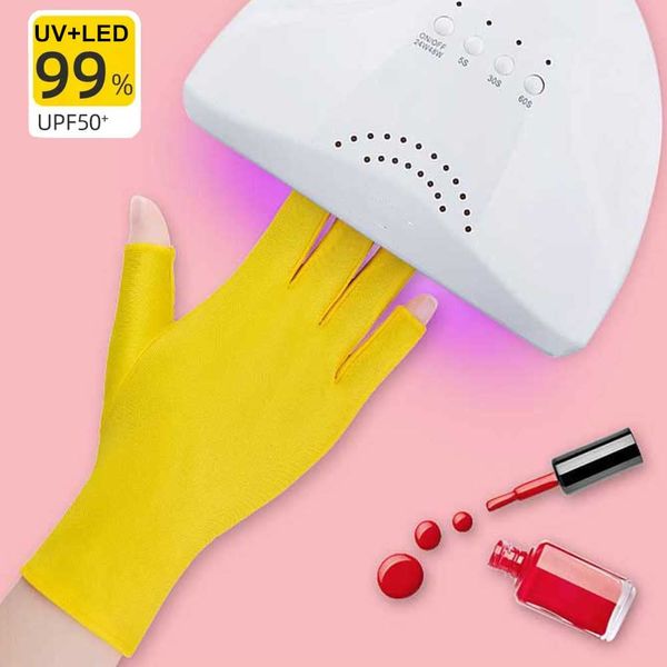 Weltition Anti UV Gloves for Nail Lamp Light,Skin Care Fingerless Gloves for Protecting Hands from The Sun and Nails UV Light Black