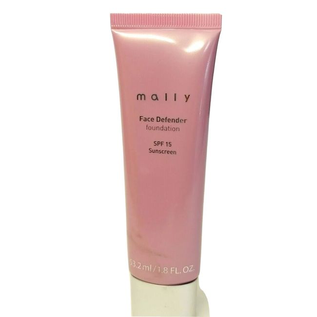 Mally Face Defender Foundation SPF 15 Color is RICH