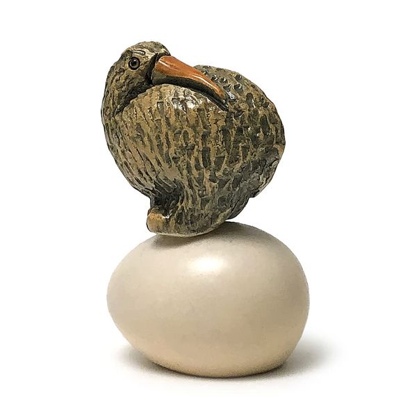 Ceramic Animal Figurine Classic Collection [Eggs on Kiwi 333]