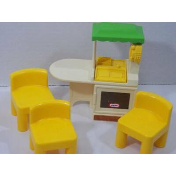 ~Little Tikes~ Loving Family Dollhouse Kitchen Island Stove & 3 Yellow Chairs