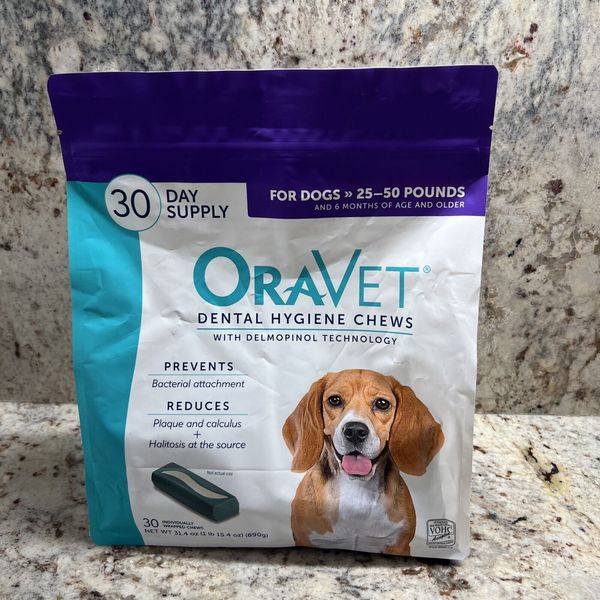 ORAVET Dental Chews for Dogs, Oral Care and Hygiene Chews, Med Dogs, 25-50 lb