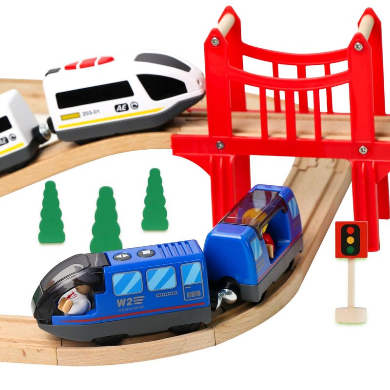 EVERGD Battery Powered Magnetic motorized toy train Set, Locomotive ...