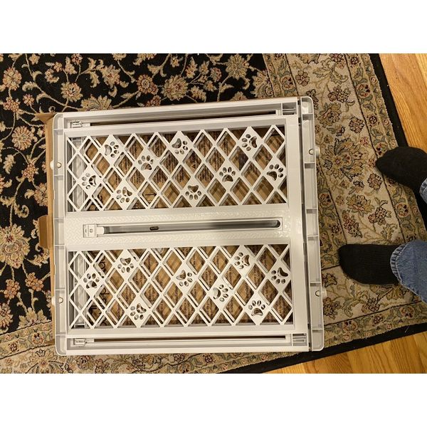 North States MyPet Paws 40" Portable Pet Gate: Expands & locks In place ...NEW