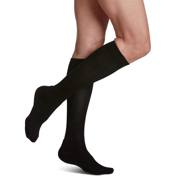 Sigvaris Women’s Motion Cushioned Cotton 360 Closed Toe Calf-High Socks 20-30mmHg - Black - Large Short