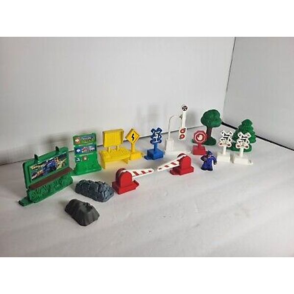 Fisher Price Geotrax Lot of 16: Road Signs Trees Rocks People Mattel