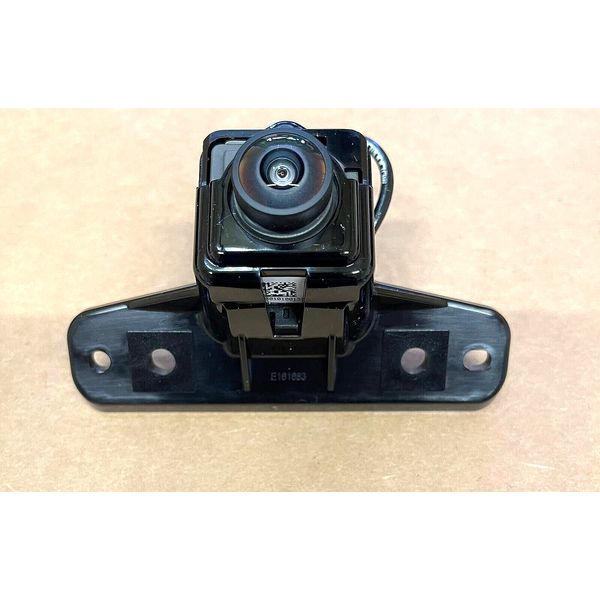 2021 - 2023 Escalade OEM-NEW Front View Driver Information Camera - GM 84840527