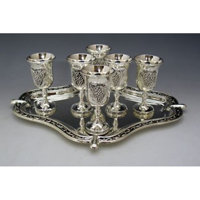 Shabbat Kiddush Cups/Goblets Set. Beautiful 6 (SIX) x Silver Plated Cups Grapes Design + Tray. Cups: 3.25". Tray: 6.5" x 5"