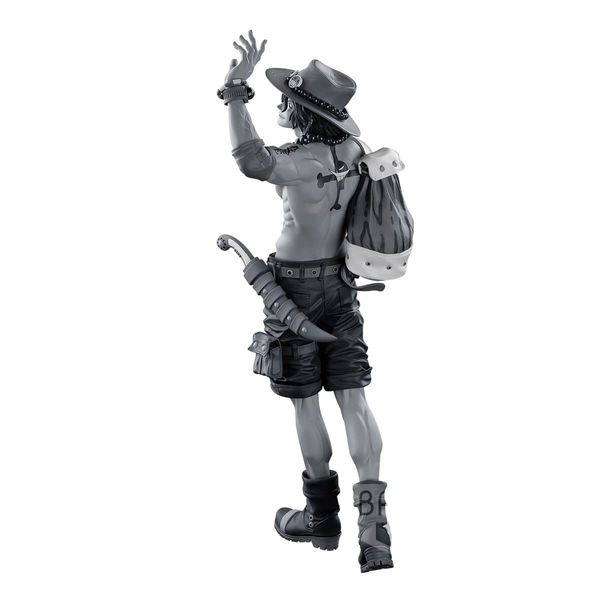 Banpresto One Piece World Figure Colosseum 3 Super Master Stars Piece The Portgas.D.Ace [The Tones], Multiple Colors (BP17869)