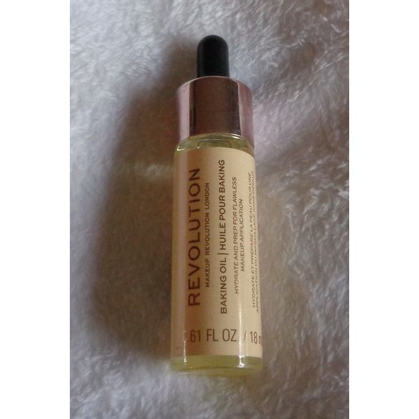 New Makeup Revolution Baking Oil Hydrate Application 0.61fl oz/18ml