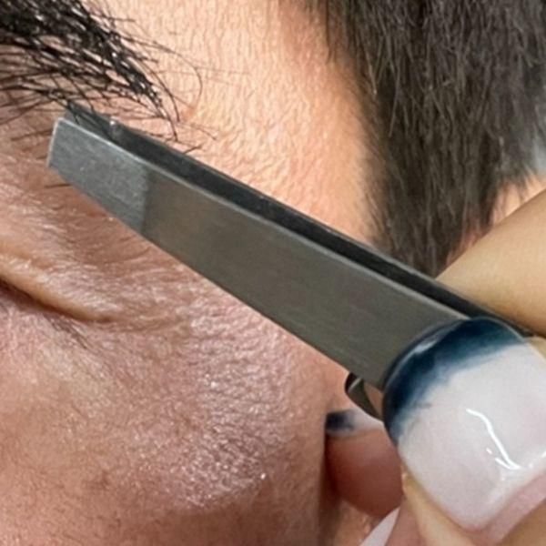 [Owner Clan] Eyebrow trimming tweezers, hair removal after waxing, diagonal tweezers