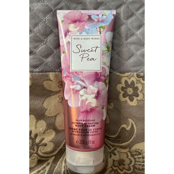 ONE Bath & Body Works SWEET PEA Ultra  Shea Body Cream  Hyaluronic  Acid  8 oz