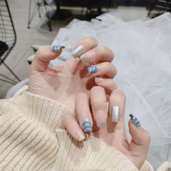 24 PCS Medium Length Fake Nails Trendy Nail Tips for Reception Party Afterparty False Nails Direct Application Nail Seal