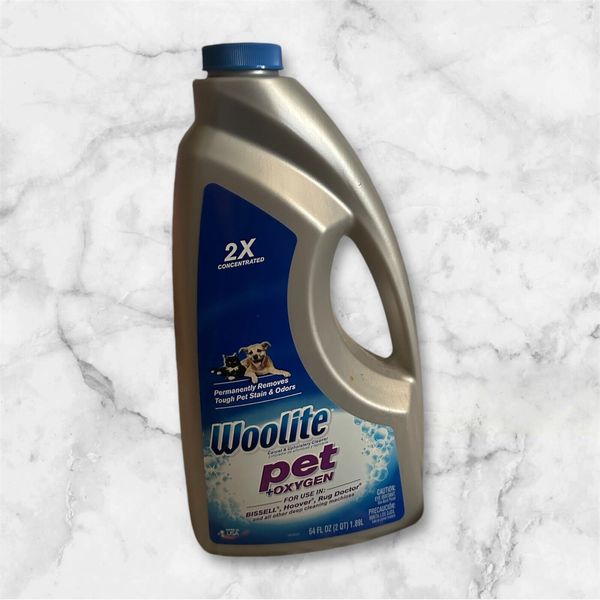 Woolite Carpet & Upholstery Cleaner Machine Pet +Oxygen 64 Fl Oz Attacks Stains